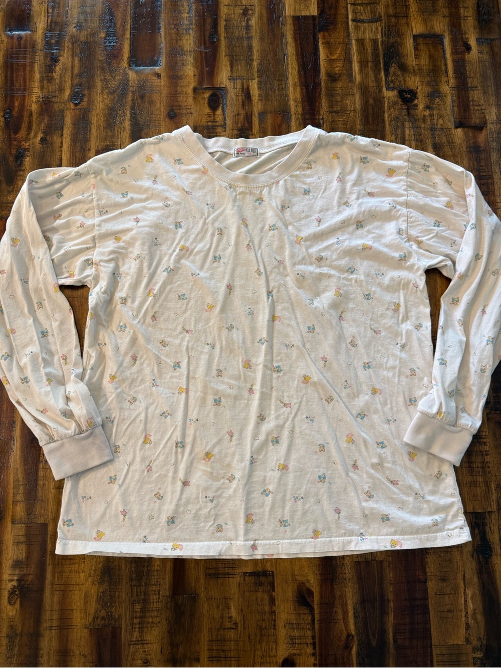 🌵100% COTTON long sleeve tee. kitty/bunny design. Vintage Soft scoop neck top L